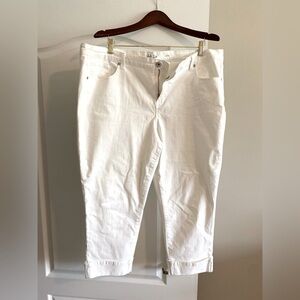 Style and Co white denim Capris